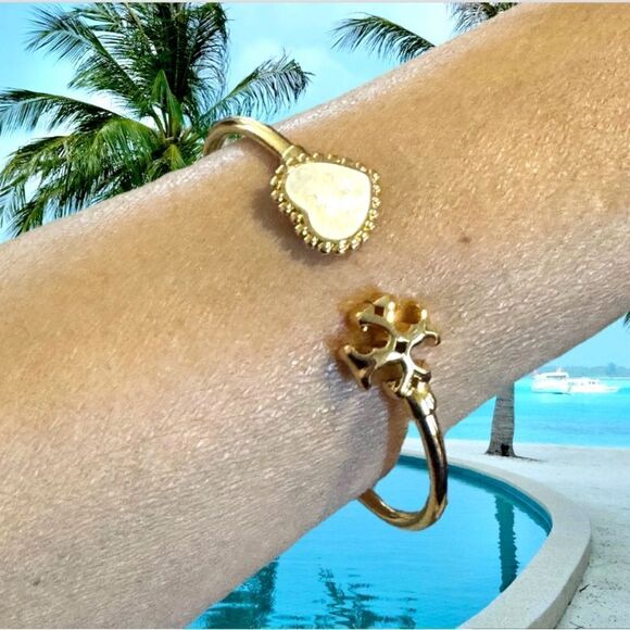 TORY BURCH ROXANNE HEART MOTHER OF PEARL BRACELET - Picture 3 of 3